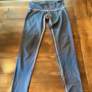 Teeki brand grey tight